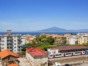 23782230-Ferienwohnung-5-Sorrento-300x225-3