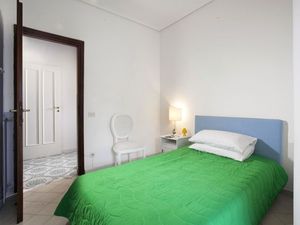 23922123-Ferienwohnung-5-Sorrento-300x225-5