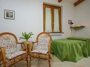 19352382-Ferienwohnung-4-Sorrento-300x225-3