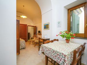 19352385-Ferienwohnung-4-Sorrento-300x225-4