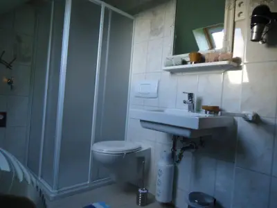 Dusche-WC