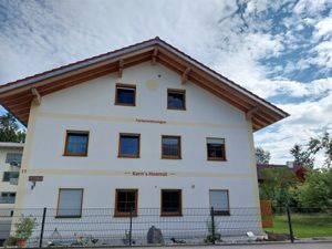 23996037-Ferienwohnung-6-Soyen-300x225-4