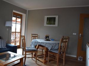 23325310-Ferienwohnung-5-Spalt-300x225-4