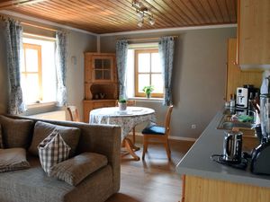 23452147-Ferienwohnung-3-Spalt-300x225-1