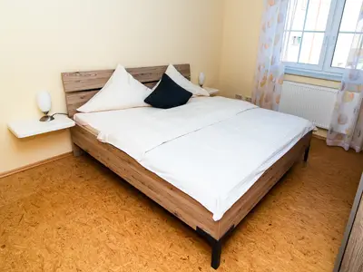 Schlafzimmer 2 Wohnung Seeblick