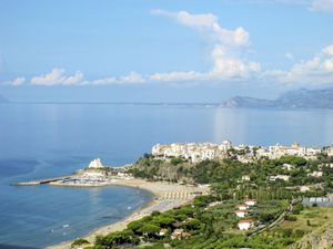 23858075-Ferienwohnung-4-Sperlonga-300x225-5