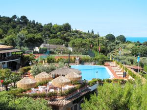 23838445-Ferienwohnung-4-Sperlonga-300x225-1