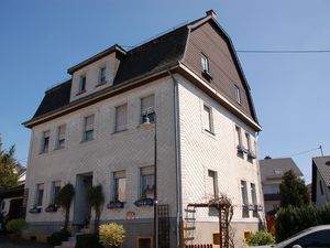 22808495-Ferienwohnung-4-Spesenroth-300x225-1