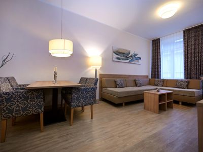 Komfort Apartment "Vita" - Wohn-/Schlafbereich mit 2 Boxspring-Betten
