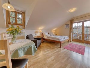 22424049-Ferienwohnung-2-Spiegelau-300x225-0