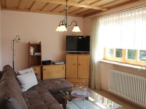 22139529-Ferienwohnung-2-Spiegelau-300x225-3