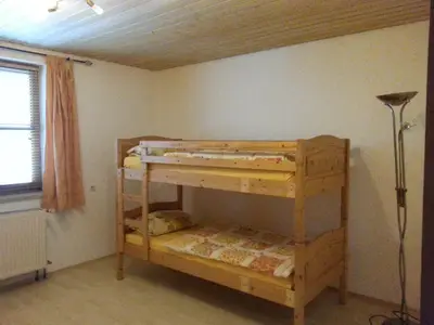 Kinderzimmer EG neu