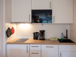 23997711-Ferienwohnung-4-Spiekeroog-300x225-5