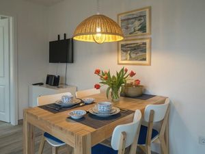 23996252-Ferienwohnung-2-Spiekeroog-300x225-2