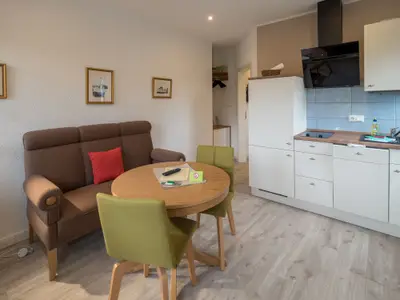 Ferienwohnung für 2 Personen (30 m²) in Spiekeroog 1/10