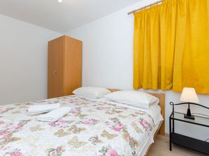 23946181-Ferienwohnung-3-Split-300x225-3