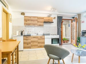 18923964-Ferienwohnung-2-Split-300x225-3