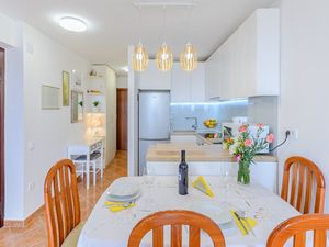 18979821-Ferienwohnung-2-Split-300x225-4