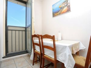 21949039-Ferienwohnung-4-Split-300x225-5