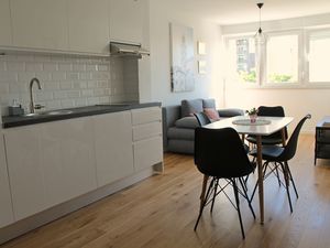 23607969-Ferienwohnung-5-Split-300x225-3