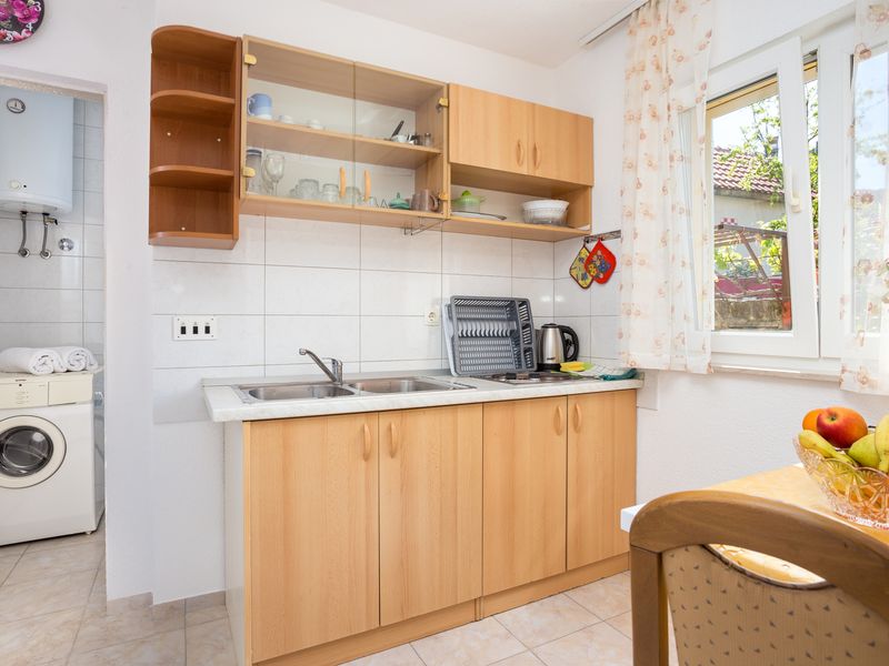 23646921-Ferienwohnung-2-Split-800x600-2