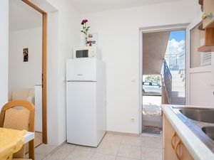 23646921-Ferienwohnung-2-Split-300x225-3