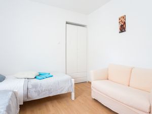 23646921-Ferienwohnung-2-Split-300x225-5