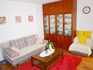 23931543-Ferienwohnung-4-Split-300x225-1