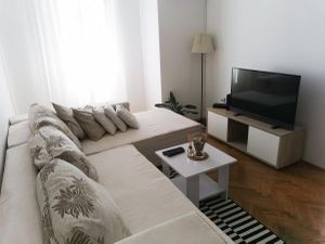 23931672-Ferienwohnung-6-Split-300x225-2