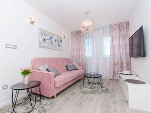 24030947-Ferienwohnung-4-Split-300x225-0