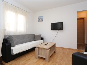 19205713-Ferienwohnung-3-Split-300x225-1