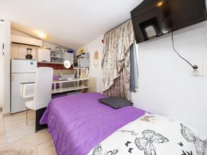 24053340-Ferienwohnung-3-Split-300x225-3