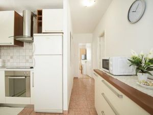 24058063-Ferienwohnung-4-Split-300x225-5