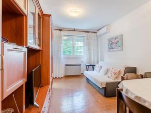 24058317-Ferienwohnung-2-Split-300x225-4