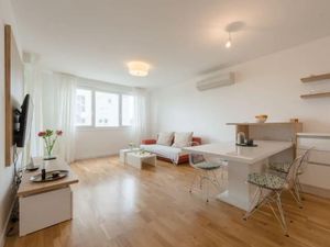 24058370-Ferienwohnung-3-Split-300x225-1