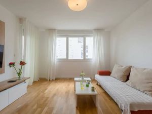 24058370-Ferienwohnung-3-Split-300x225-2