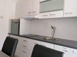 24058679-Ferienwohnung-3-Split-300x225-3