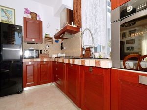 24058718-Ferienwohnung-6-Split-300x225-5