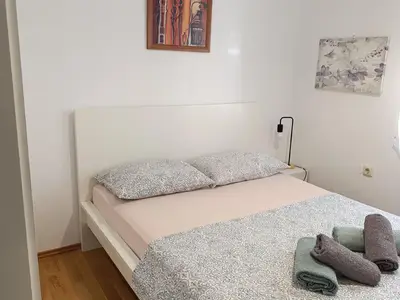 erste zimmer doppelbett bett 140x200