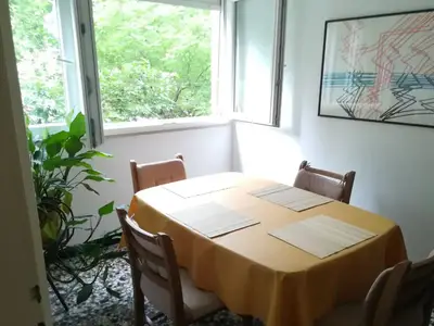 DiningRoom