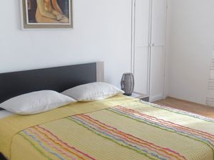 23927130-Ferienwohnung-3-Splitska-300x225-5