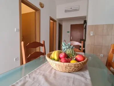 Ferienwohnung für 5 Personen (60 m²) in Splitska 6/10