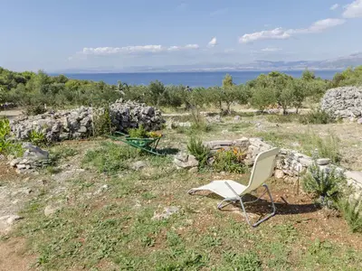 Ferienwohnung für 2 Personen (35 m²) in Splitska 4/10