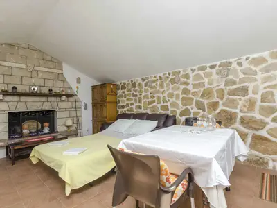 Ferienwohnung für 2 Personen (35 m²) in Splitska 9/10