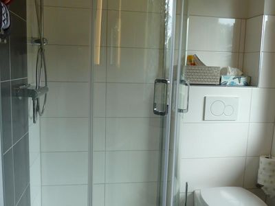 FW Rubina Bad mit Dusche und WC FW Rubina Bad mit Dusche und WC