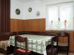 23927864-Ferienwohnung-5-Sreser-300x225-3