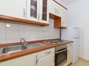 23297493-Ferienwohnung-5-Srima-300x225-4