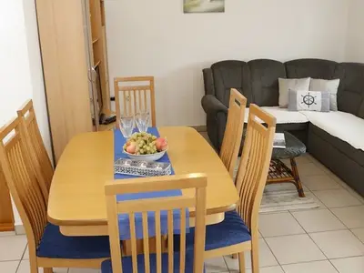 Ferienwohnung für 7 Personen in Srima 4/9
