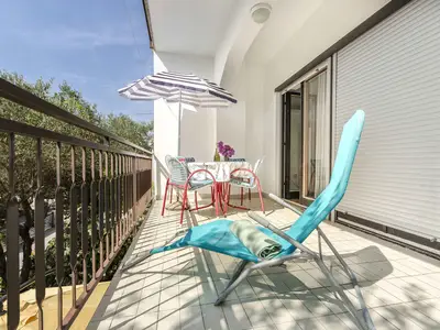 Ferienwohnung für 4 Personen (60 m²) in Srima 1/10