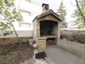 24031418-Ferienwohnung-4-Srima-300x225-2